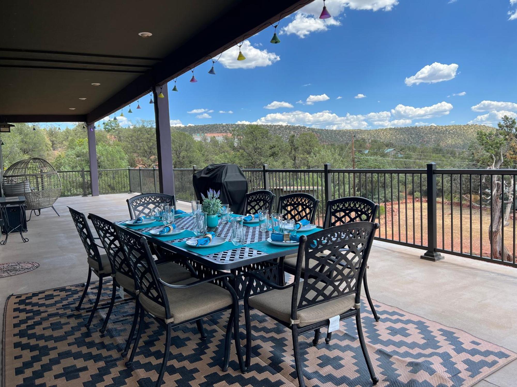 סדונה Close To Fresh Creek! Sleeps 12 ~ Amazing Views W/Serene Open Space ~ Hot Tub + Game Room ~ Trails Outside מראה חיצוני תמונה